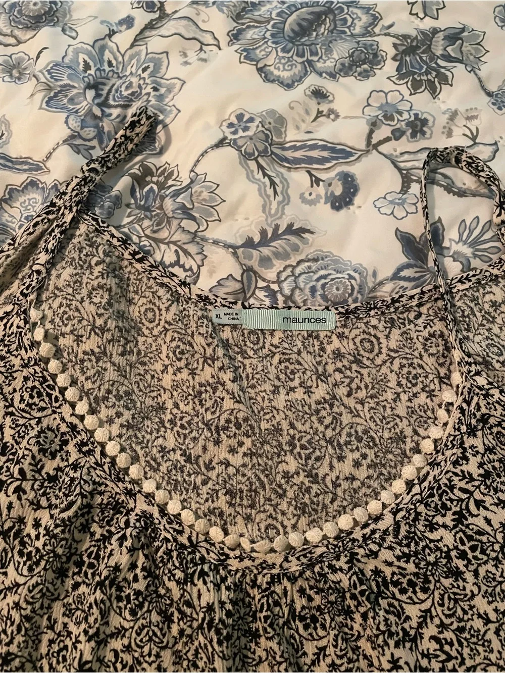 Maurices Navy and Cream Cold-Shoulder Boho Floral Peasant Top - Picture 6 of 11